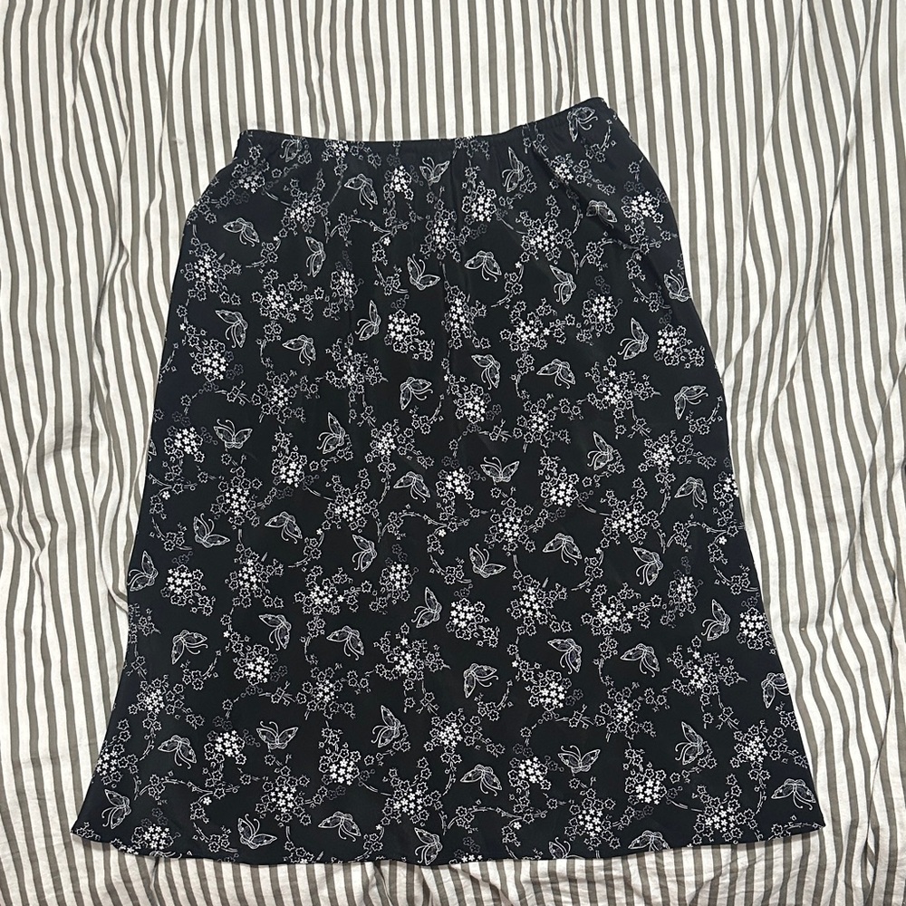 Vintage Black Floral A-Line Midi Skirt